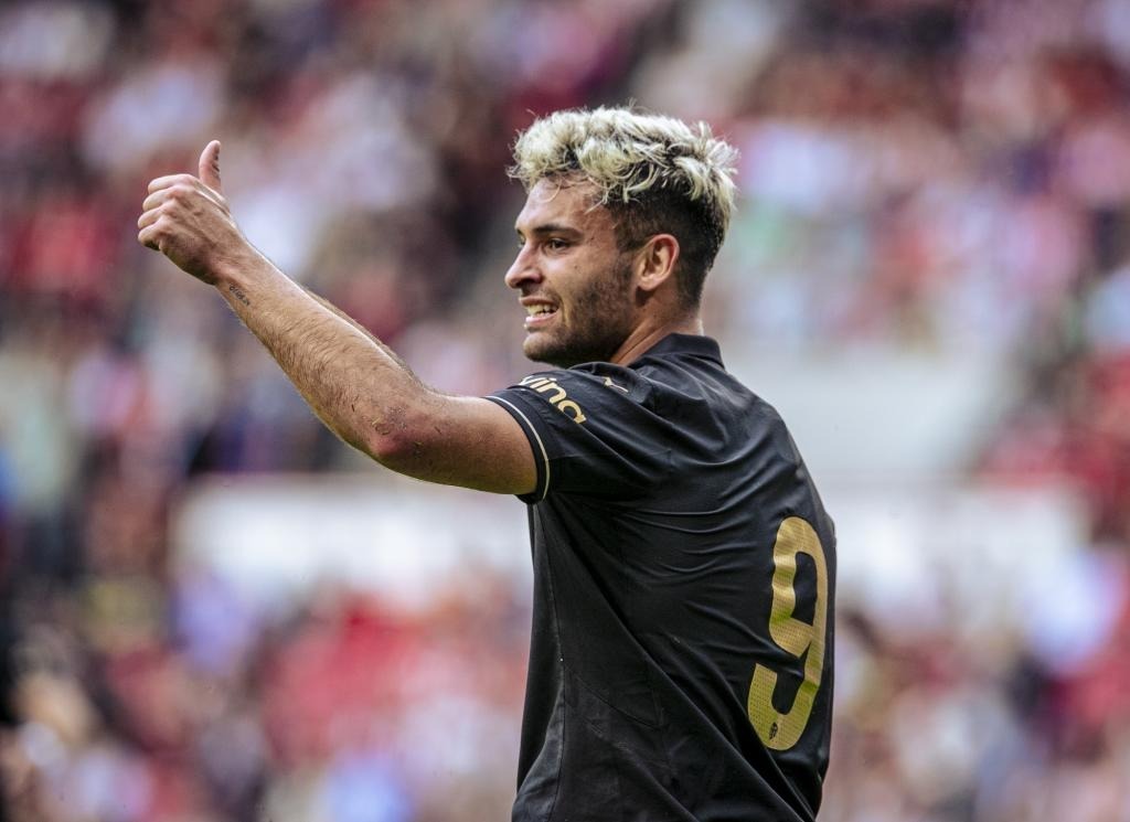 面对的是同 面对的是同