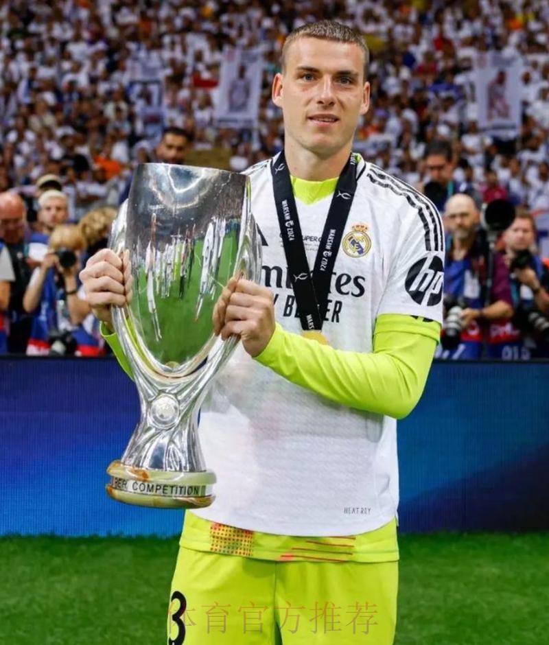 卢宁:很遗憾不能备战欧冠 感谢大家支持和鼓励 卢宁:很遗憾不能备战欧冠 感谢大家支持和鼓励